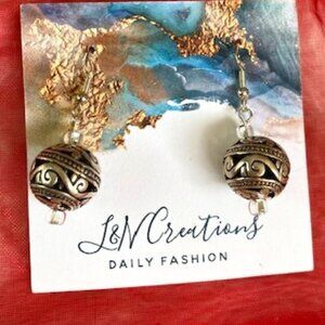 Silver balls earings